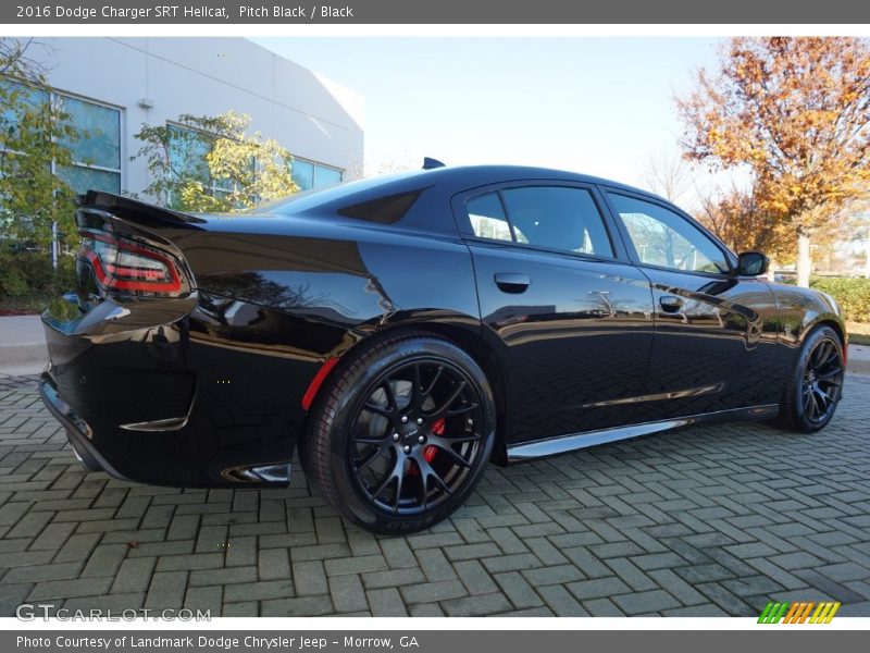 Pitch Black / Black 2016 Dodge Charger SRT Hellcat