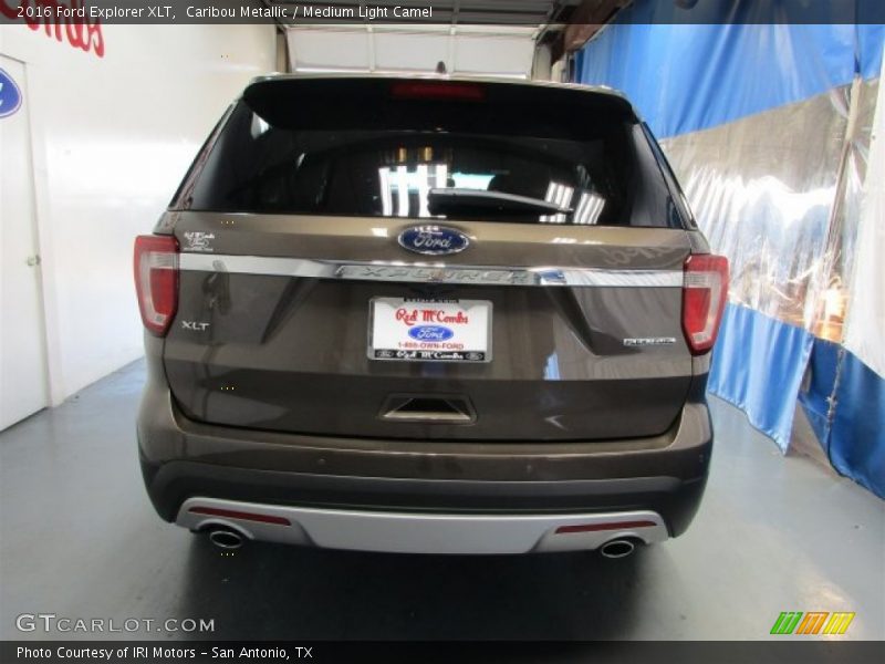Caribou Metallic / Medium Light Camel 2016 Ford Explorer XLT
