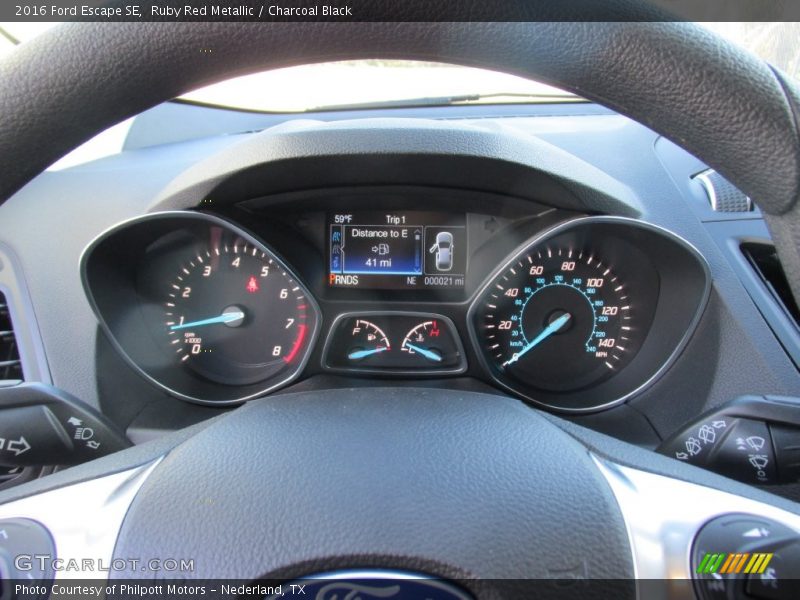 Ruby Red Metallic / Charcoal Black 2016 Ford Escape SE