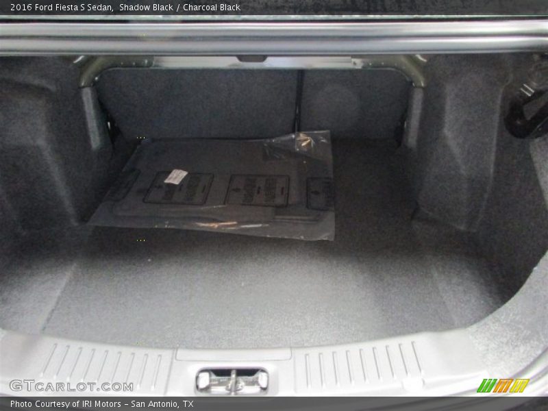 Shadow Black / Charcoal Black 2016 Ford Fiesta S Sedan