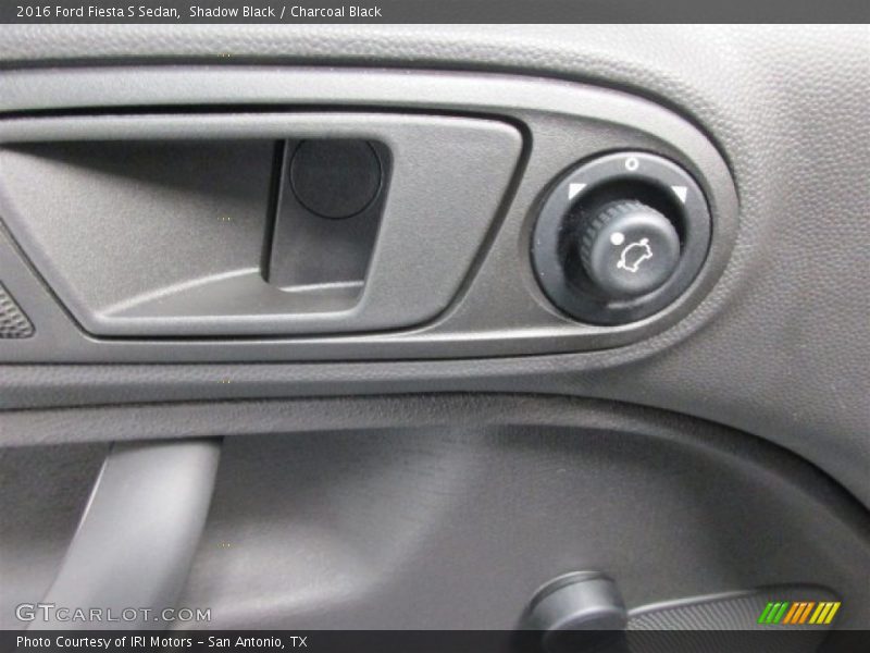 Shadow Black / Charcoal Black 2016 Ford Fiesta S Sedan