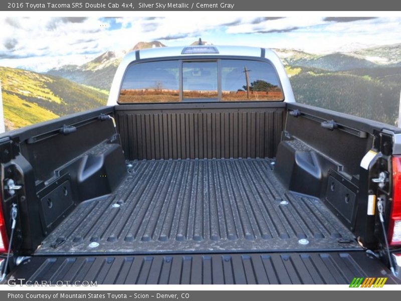 Silver Sky Metallic / Cement Gray 2016 Toyota Tacoma SR5 Double Cab 4x4
