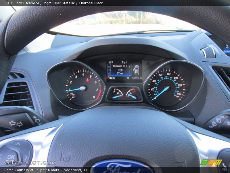 Ingot Silver Metallic / Charcoal Black 2016 Ford Escape SE