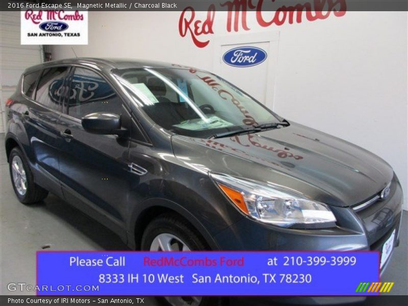 Magnetic Metallic / Charcoal Black 2016 Ford Escape SE