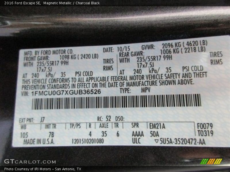 Magnetic Metallic / Charcoal Black 2016 Ford Escape SE