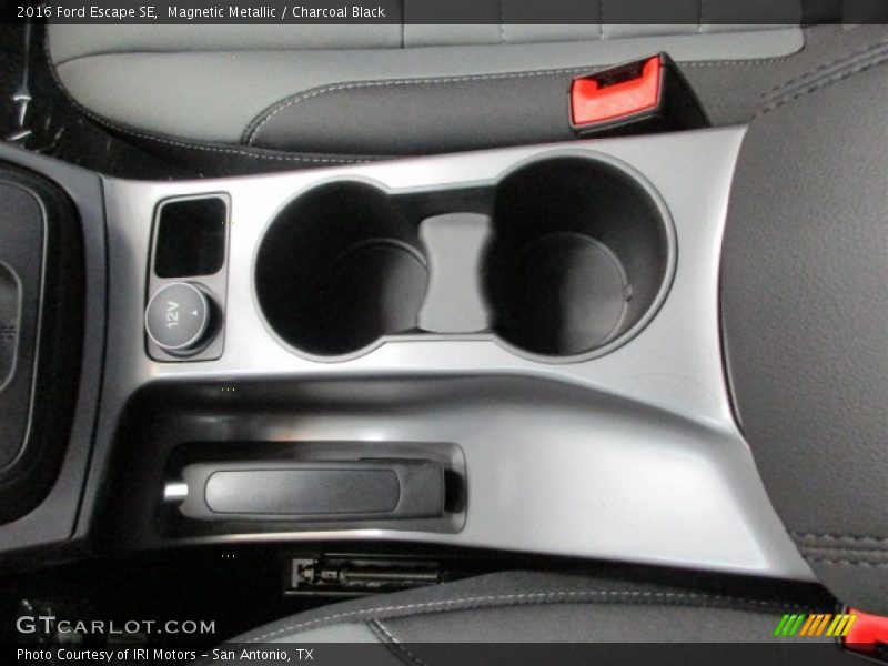 Magnetic Metallic / Charcoal Black 2016 Ford Escape SE