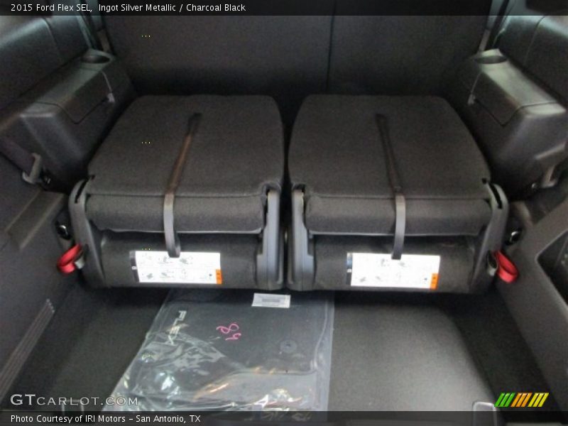 Ingot Silver Metallic / Charcoal Black 2015 Ford Flex SEL