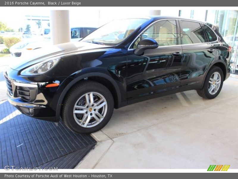 Black / Luxor Beige 2016 Porsche Cayenne