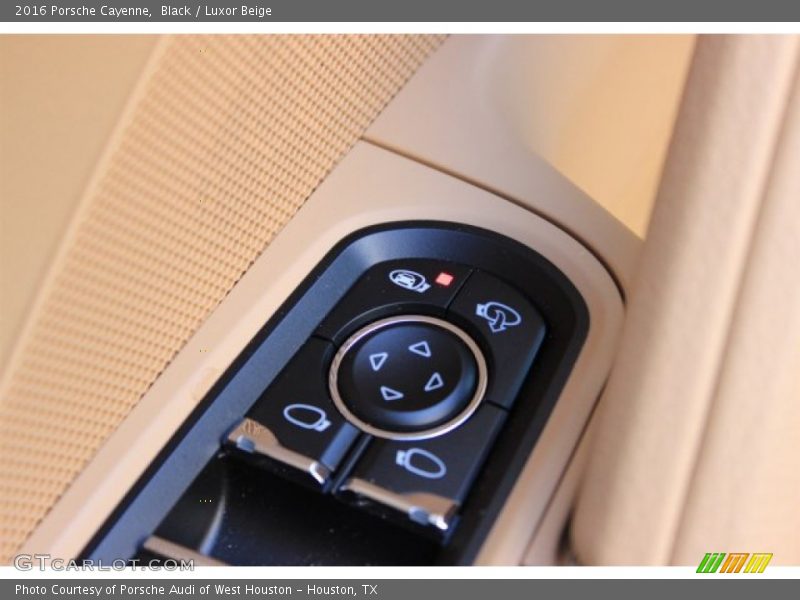 Black / Luxor Beige 2016 Porsche Cayenne