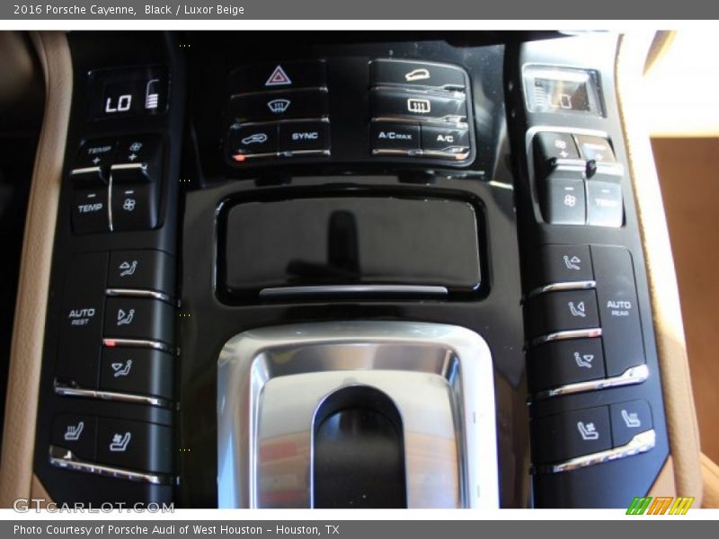 Black / Luxor Beige 2016 Porsche Cayenne