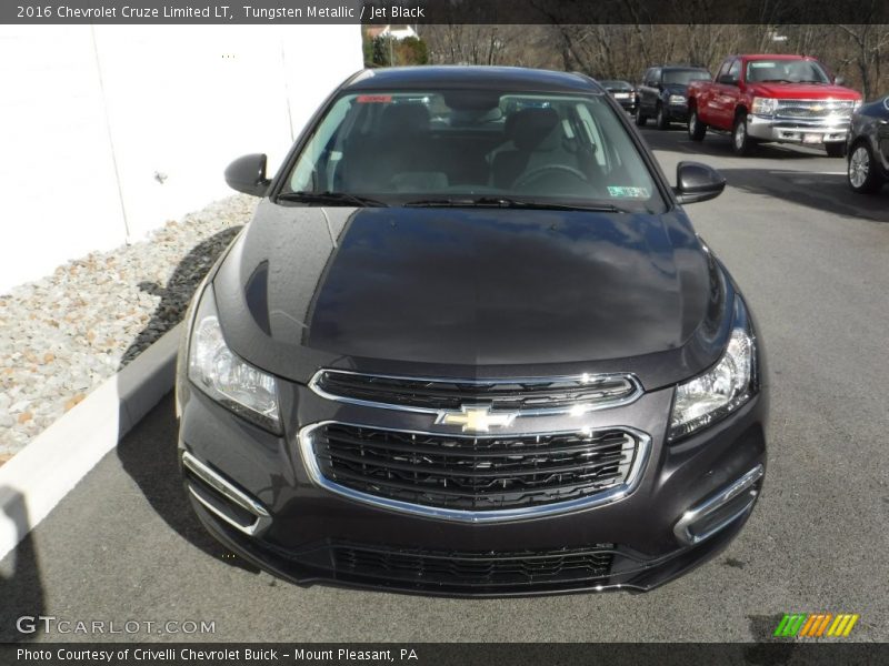 Tungsten Metallic / Jet Black 2016 Chevrolet Cruze Limited LT