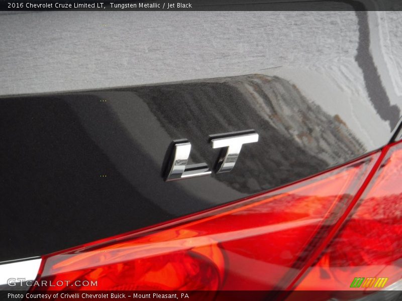 Tungsten Metallic / Jet Black 2016 Chevrolet Cruze Limited LT