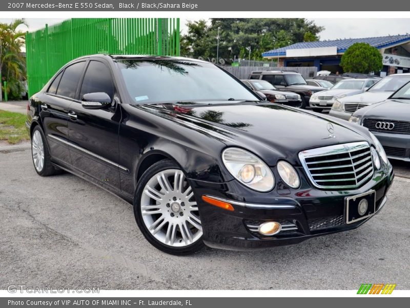 Front 3/4 View of 2007 E 550 Sedan