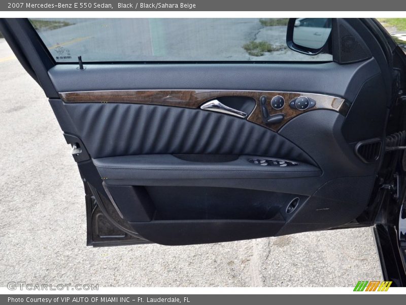 Door Panel of 2007 E 550 Sedan
