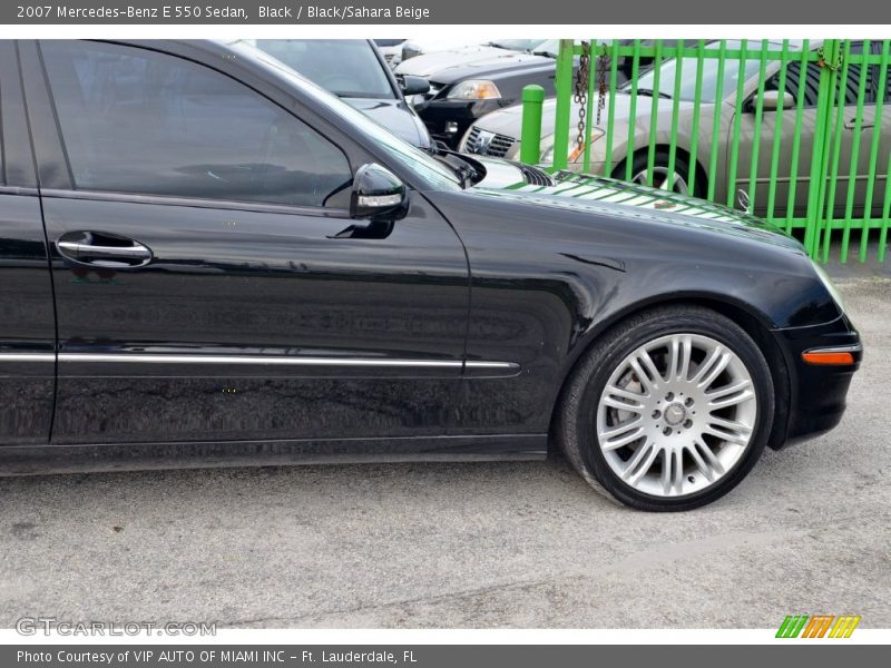 Black / Black/Sahara Beige 2007 Mercedes-Benz E 550 Sedan