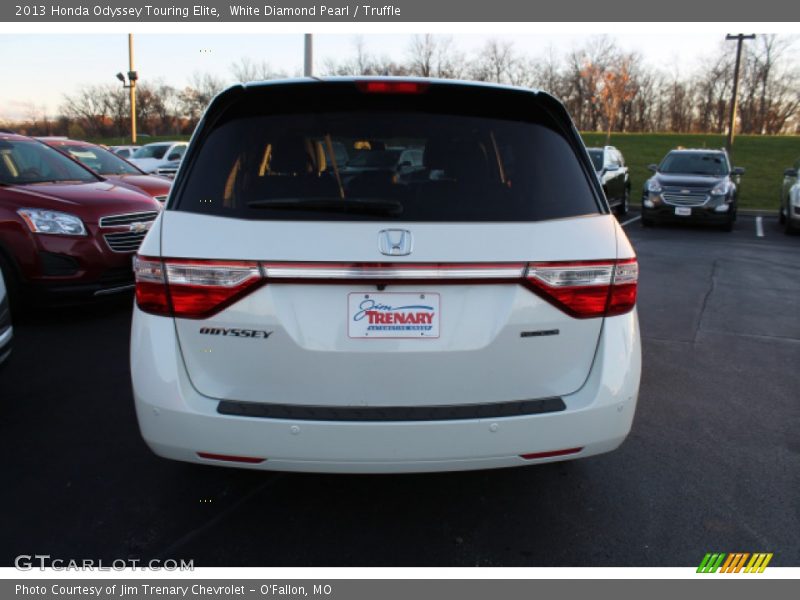 White Diamond Pearl / Truffle 2013 Honda Odyssey Touring Elite