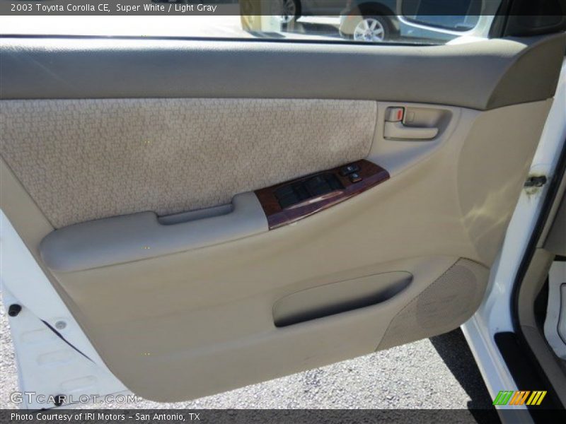 Super White / Light Gray 2003 Toyota Corolla CE