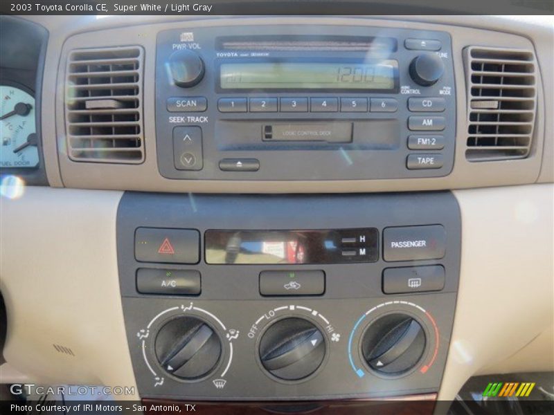 Super White / Light Gray 2003 Toyota Corolla CE