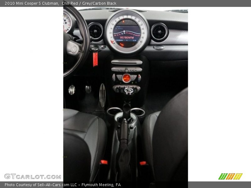 Chili Red / Grey/Carbon Black 2010 Mini Cooper S Clubman
