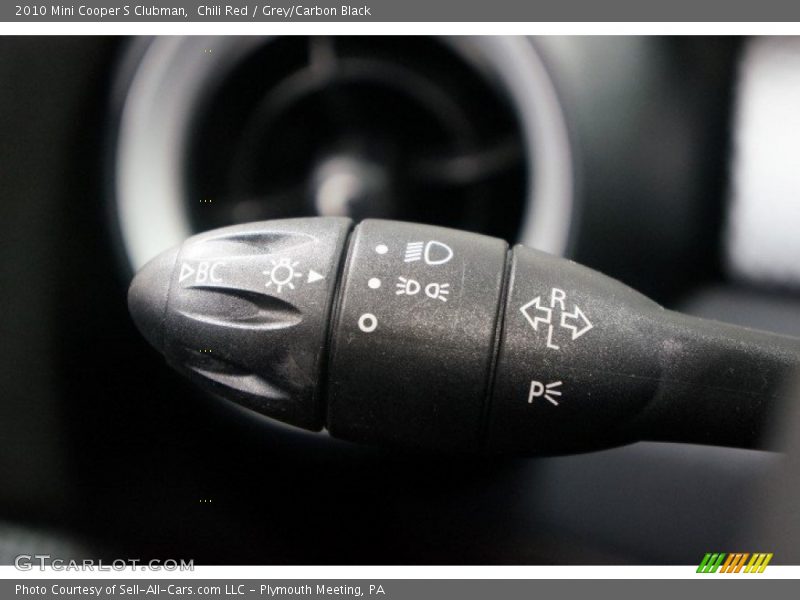 Chili Red / Grey/Carbon Black 2010 Mini Cooper S Clubman