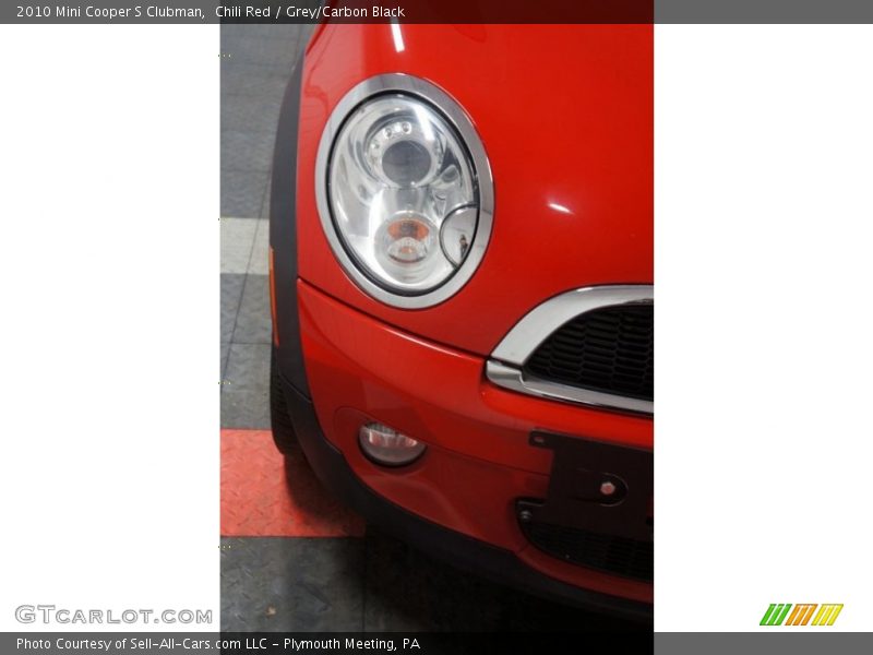 Chili Red / Grey/Carbon Black 2010 Mini Cooper S Clubman