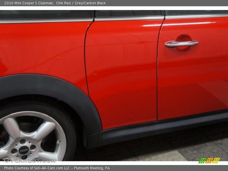 Chili Red / Grey/Carbon Black 2010 Mini Cooper S Clubman
