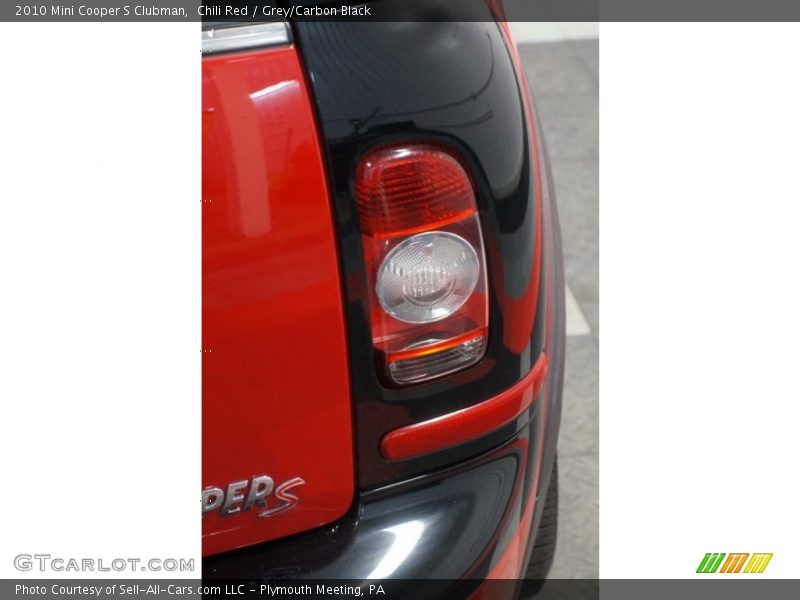 Chili Red / Grey/Carbon Black 2010 Mini Cooper S Clubman