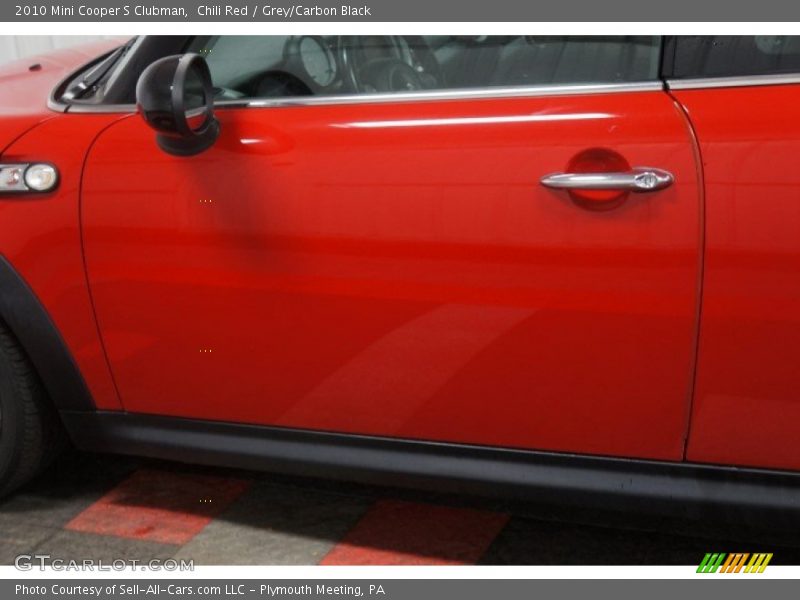 Chili Red / Grey/Carbon Black 2010 Mini Cooper S Clubman