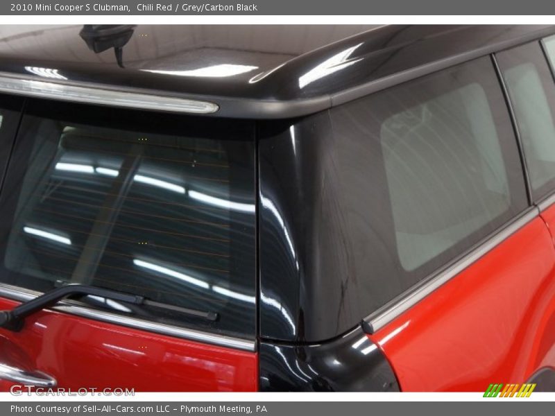 Chili Red / Grey/Carbon Black 2010 Mini Cooper S Clubman