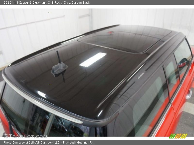 Chili Red / Grey/Carbon Black 2010 Mini Cooper S Clubman