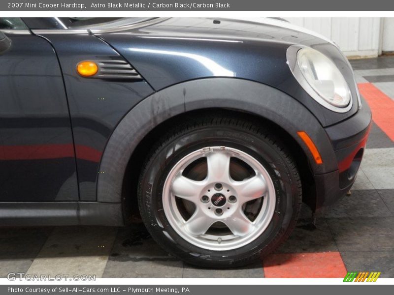 Astro Black Metallic / Carbon Black/Carbon Black 2007 Mini Cooper Hardtop