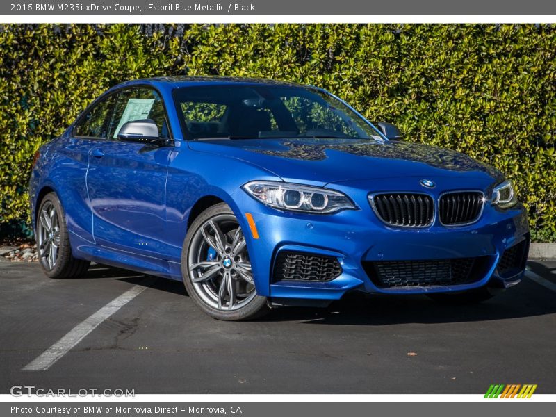 Front 3/4 View of 2016 M235i xDrive Coupe