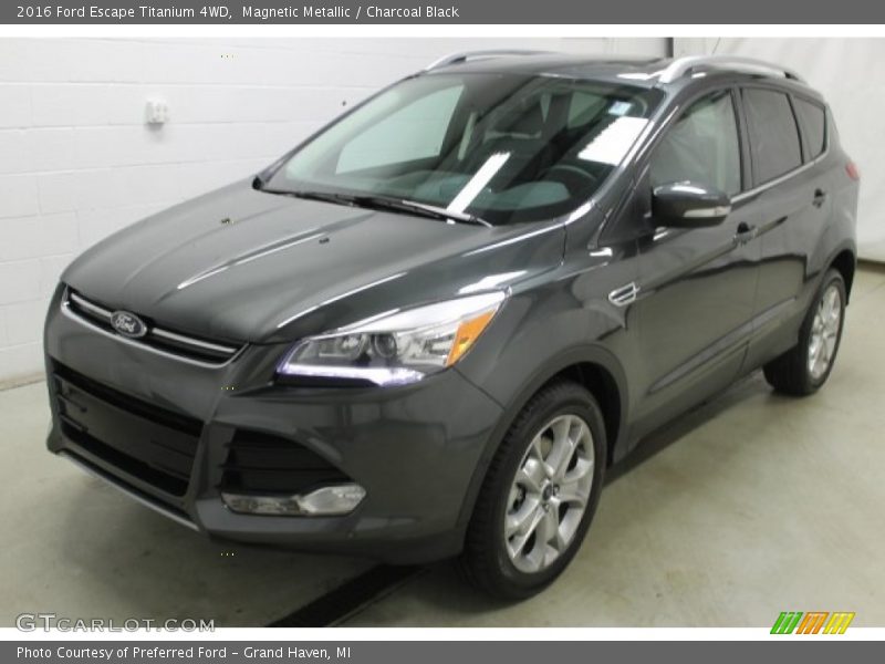Magnetic Metallic / Charcoal Black 2016 Ford Escape Titanium 4WD