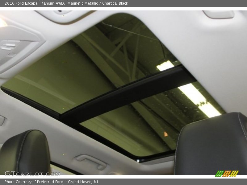 Magnetic Metallic / Charcoal Black 2016 Ford Escape Titanium 4WD