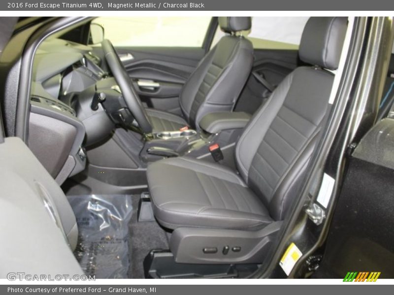 Magnetic Metallic / Charcoal Black 2016 Ford Escape Titanium 4WD