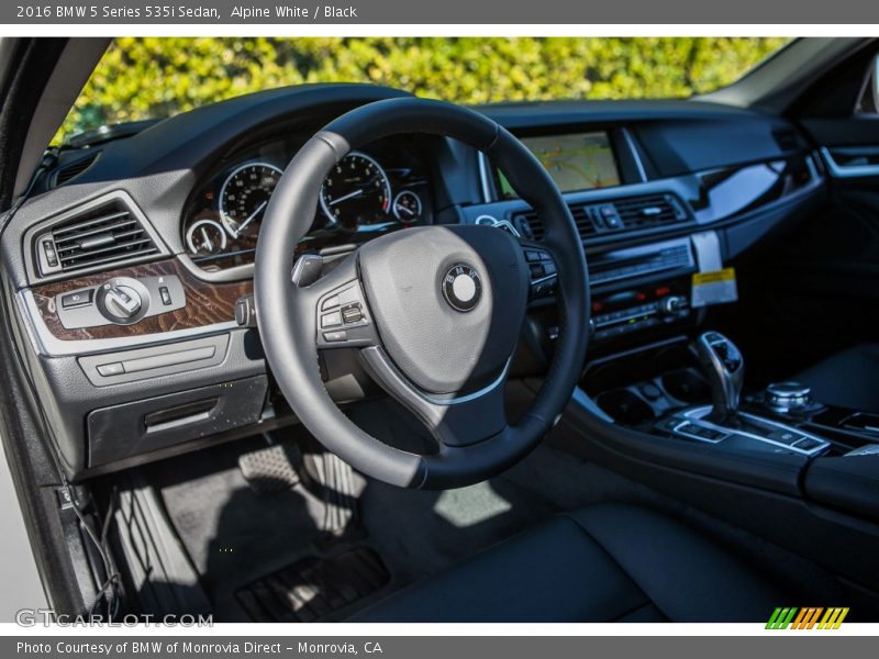 Alpine White / Black 2016 BMW 5 Series 535i Sedan