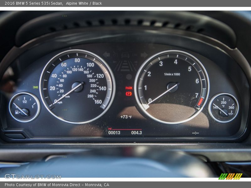 Alpine White / Black 2016 BMW 5 Series 535i Sedan