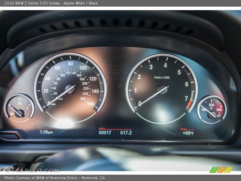 Alpine White / Black 2016 BMW 5 Series 535i Sedan