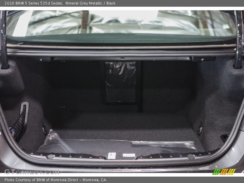  2016 5 Series 535d Sedan Trunk