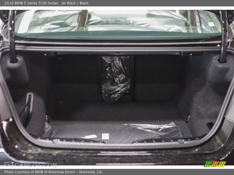 Jet Black / Black 2016 BMW 5 Series 528i Sedan
