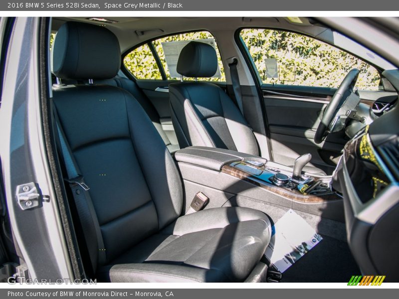 Space Grey Metallic / Black 2016 BMW 5 Series 528i Sedan