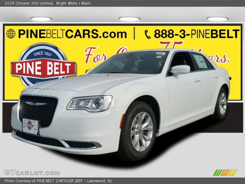 Bright White / Black 2016 Chrysler 300 Limited