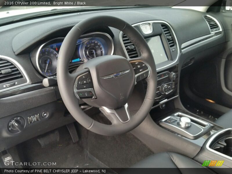 Bright White / Black 2016 Chrysler 300 Limited