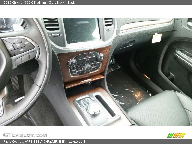 Gloss Black / Black 2016 Chrysler 300 C Platinum