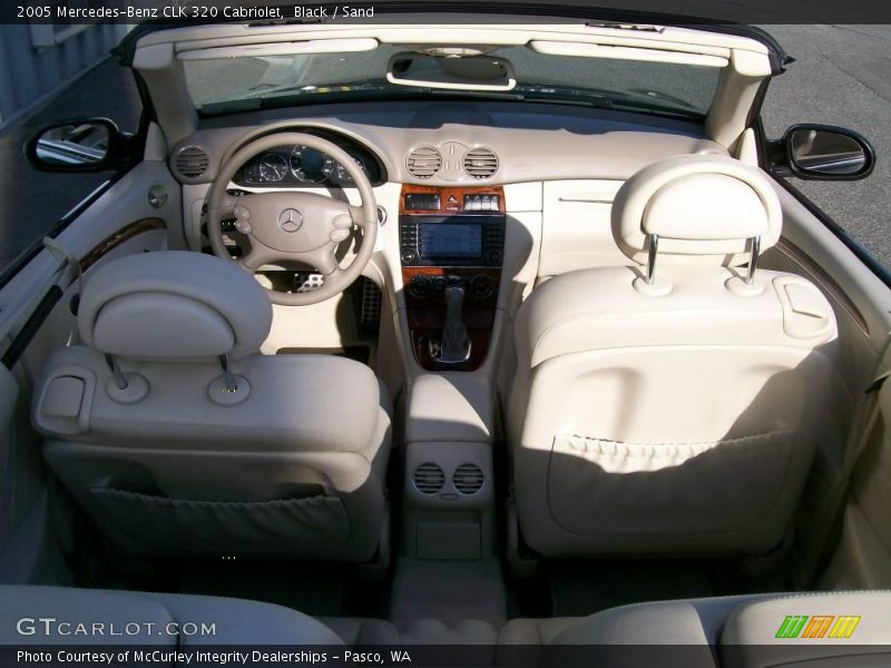 Black / Sand 2005 Mercedes-Benz CLK 320 Cabriolet