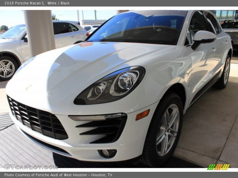 White / Black 2016 Porsche Macan S