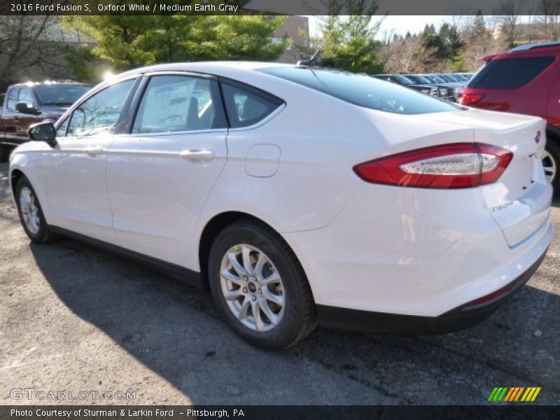 Oxford White / Medium Earth Gray 2016 Ford Fusion S