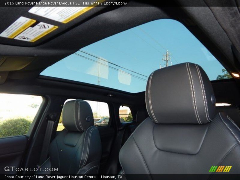 Fuji White / Ebony/Ebony 2016 Land Rover Range Rover Evoque HSE