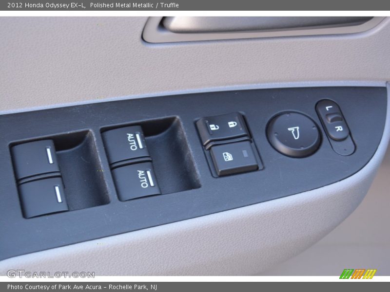 Polished Metal Metallic / Truffle 2012 Honda Odyssey EX-L