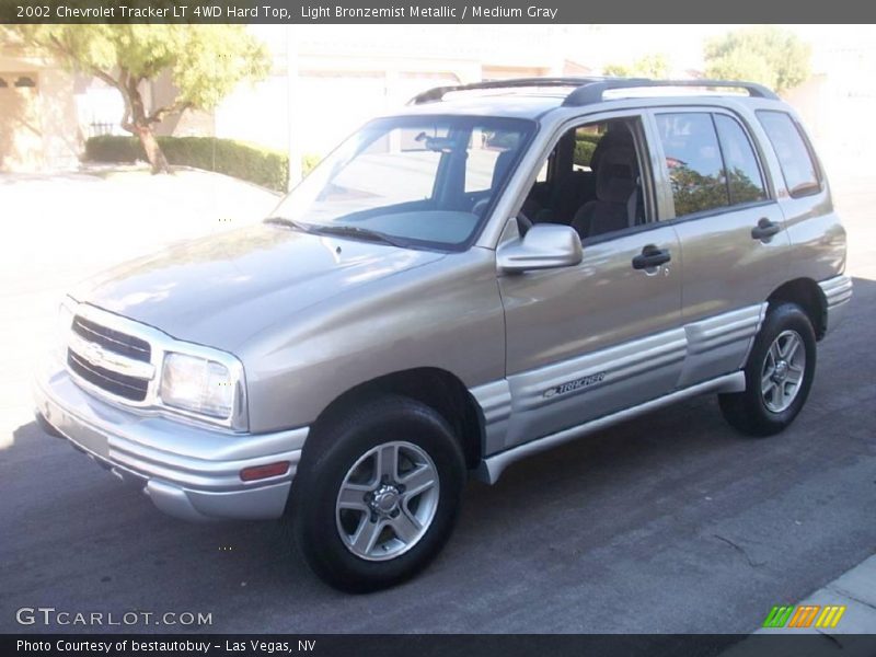 Light Bronzemist Metallic / Medium Gray 2002 Chevrolet Tracker LT 4WD Hard Top